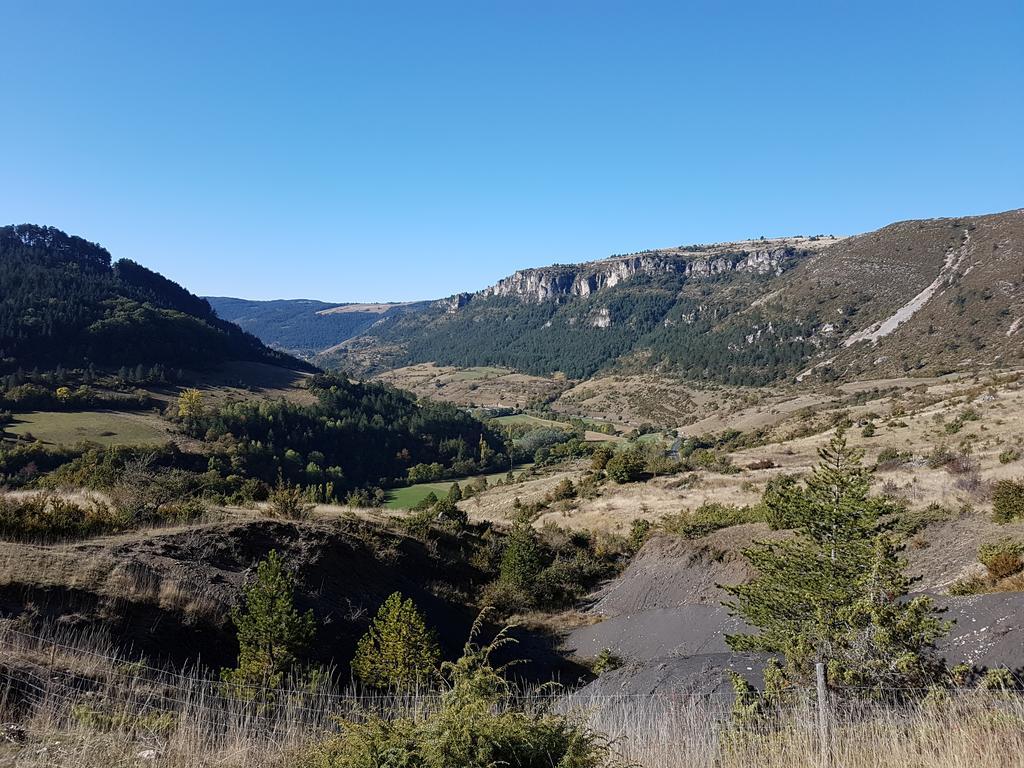 Отель Domaine Aigoual Cevennes Мейрей Экстерьер фото